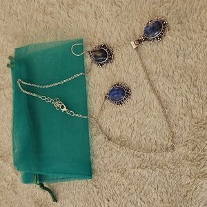 LOW $4.99 SHIPPING BLUE SWIRL 925 VINTAGE Necklace and Earring Set.  FISH HOOK.